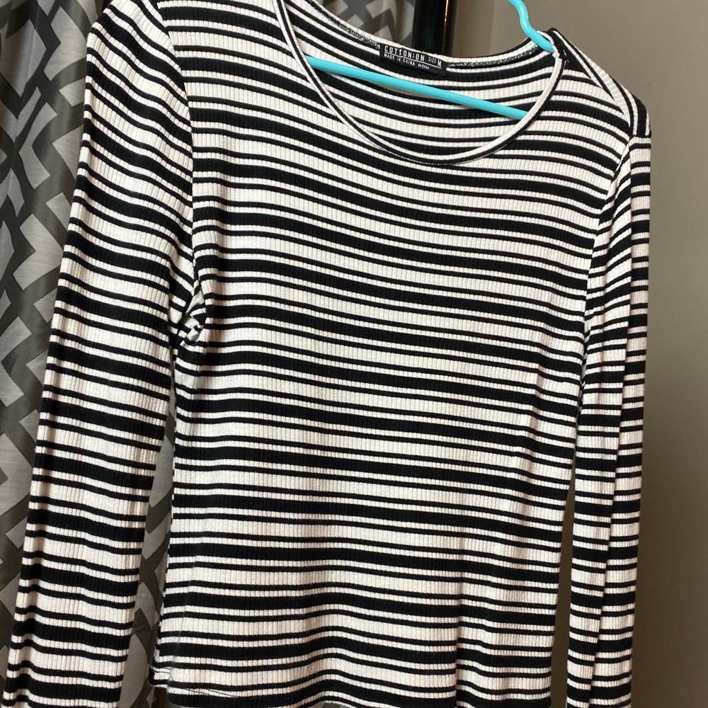 Black and white striped long sleeve top
